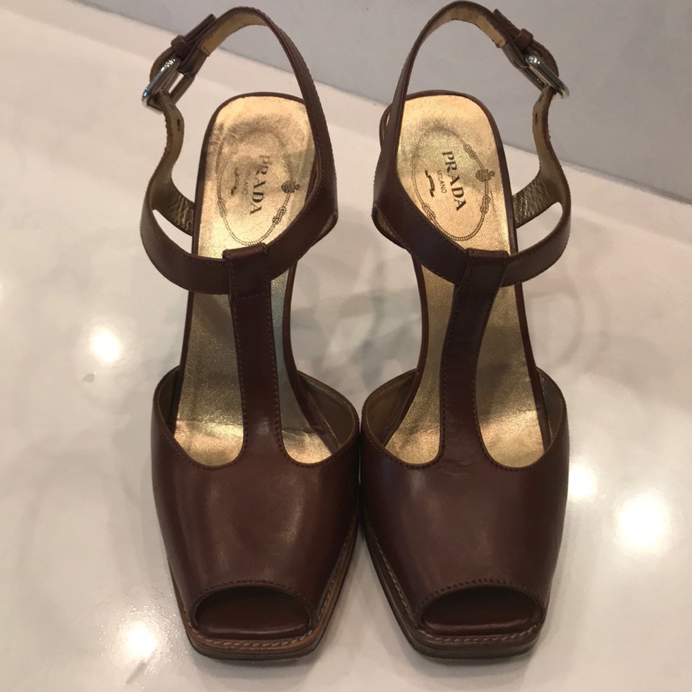 PRADA heels - Picture 2 of 7